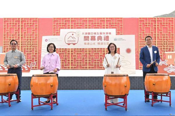 Tai O twin bridges to open