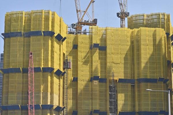 10 building plans approved in April