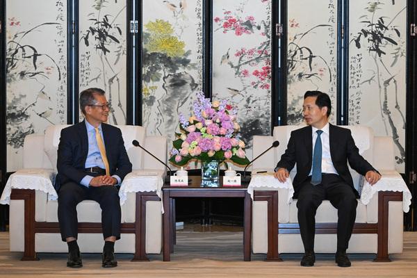 FS promotes ties with Shaanxi