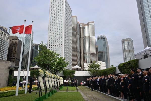 CE attends Victory Day tribute