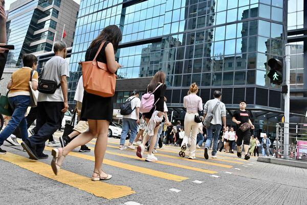 Manpower shortage to narrow