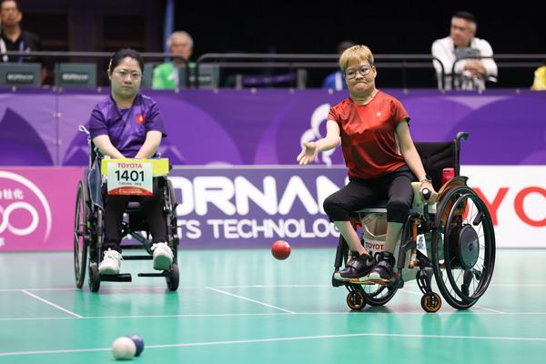 HK wins 1 gold, 4 silver, 4 bronze